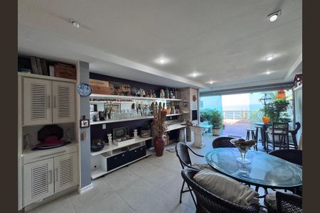 Apartamento à venda com 400m², 5 quartos e 4 vagas Apartamento à venda com 400m², 5 quartos e 4 vagasÁrea comum - Salão gourmet