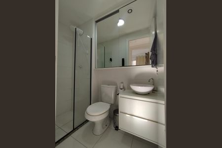 Apartamento à venda com 35m², 2 quartos e sem vaga Apartamento à venda com 35m², 2 quartos e sem vagaBanheiro