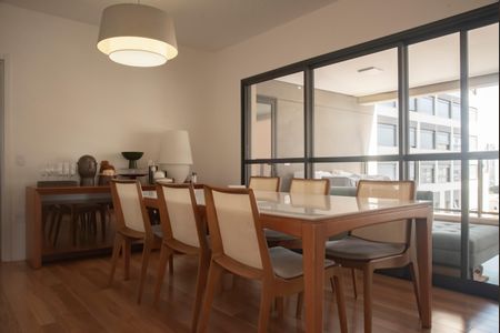 Apartamento à venda com 141m², 3 quartos e 2 vagasSala