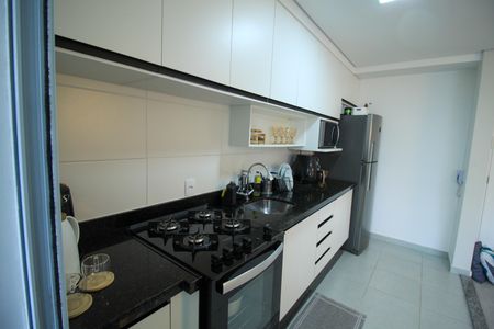 Apartamento à venda com 54m², 2 quartos e 1 vagaCozinha