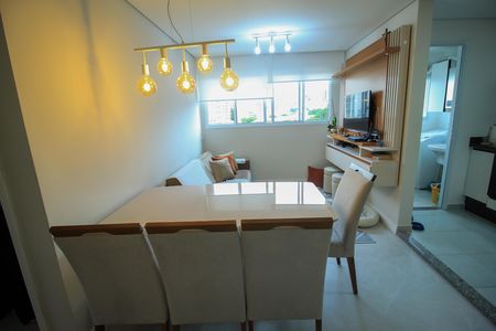 Apartamento à venda com 54m², 2 quartos e 1 vagaSala