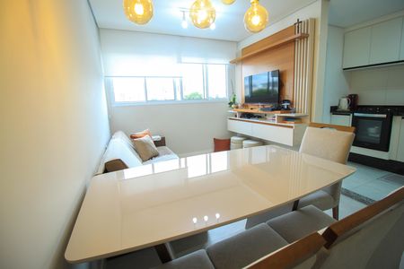 Apartamento à venda com 54m², 2 quartos e 1 vagaSala