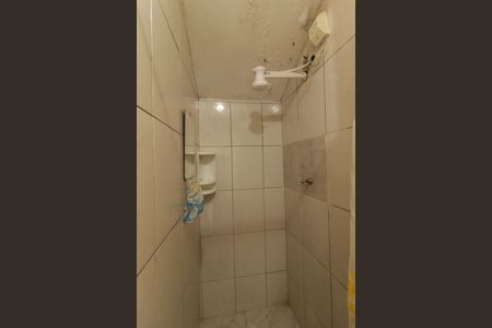 Casa à venda com 250m², 3 quartos e 3 vagas Casa à venda com 250m², 3 quartos e 3 vagasCasa 2- Banheiro