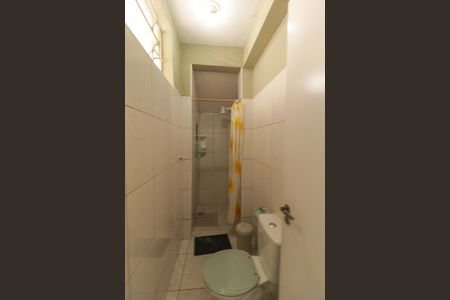 Casa à venda com 250m², 3 quartos e 3 vagas Casa à venda com 250m², 3 quartos e 3 vagasCasa 2- Banheiro