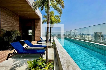 Studio à venda com 26m², 0 quarto e sem vagaPiscina