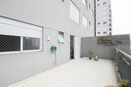 Apartamento à venda com 111m², 2 quartos e 2 vagasVaranda Suíte 1
