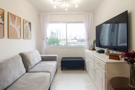 Apartamento à venda com 63m², 2 quartos e 1 vagaSala