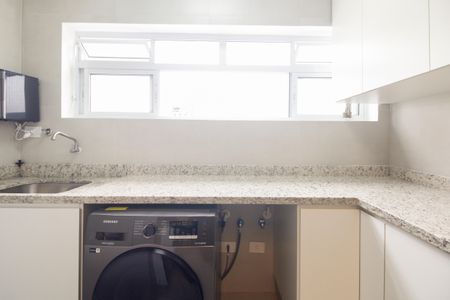 Apartamento à venda com 63m², 2 quartos e 1 vagaÁrea de Serviço