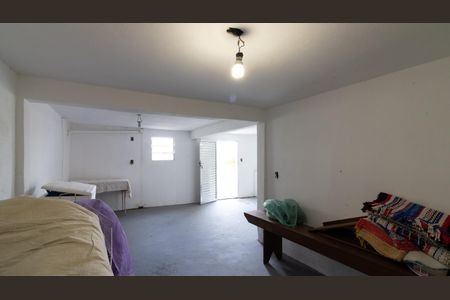 Casa à venda com 250m², 3 quartos e 2 vagasPorão