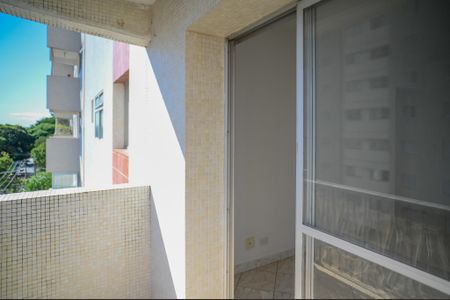 Apartamento para alugar com 60m², 2 quartos e 1 vaga Apartamento para alugar com 60m², 2 quartos e 1 vagaVaranda