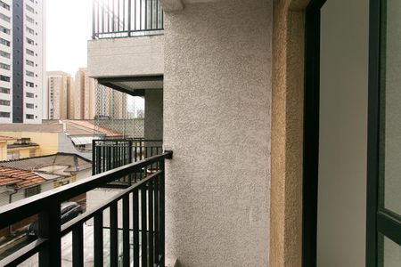 Apartamento à venda com 35m², 1 quarto e sem vaga Apartamento à venda com 35m², 1 quarto e sem vagaVaranda