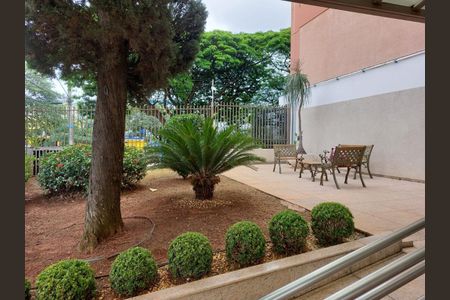 Apartamento à venda com 94m², 3 quartos e 1 vagaFoto 02