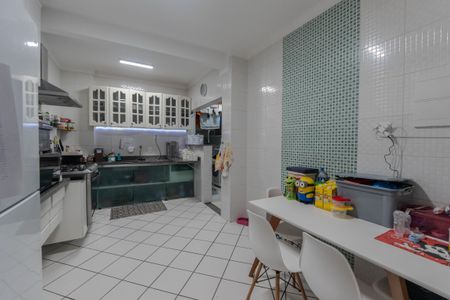 Apartamento à venda com 170m², 3 quartos e 1 vagaCozinha e Área de Serviço