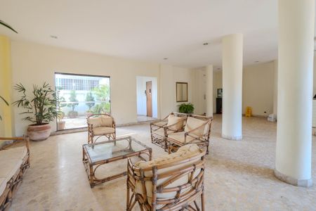 Apartamento à venda com 170m², 3 quartos e 1 vagaHall de entrada