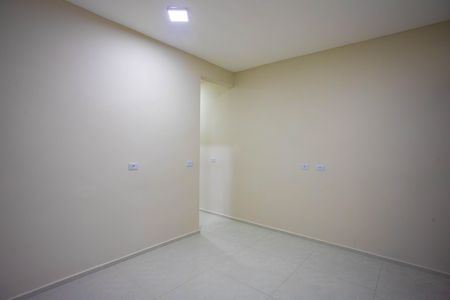 Casa para alugar com 68m², 2 quartos e sem vaga Casa para alugar com 68m², 2 quartos e sem vagaSala