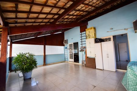 Casa de condomínio à venda com 191m², 5 quartos e 2 vagasTerraço