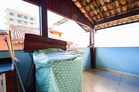 Casa de condomínio à venda com 191m², 5 quartos e 2 vagasÁrea de Serviço 2