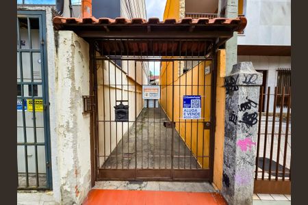 Casa de condomínio à venda com 191m², 5 quartos e 2 vagasFachada
