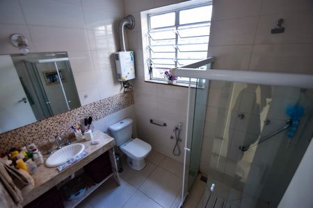 Casa de condomínio à venda com 191m², 5 quartos e 2 vagasBanheiro Social