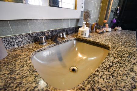 Casa de condomínio à venda com 191m², 5 quartos e 2 vagasBanheiro Suíte