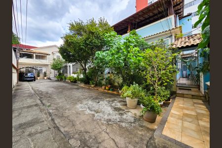 Casa de condomínio à venda com 191m², 5 quartos e 2 vagasGaragem