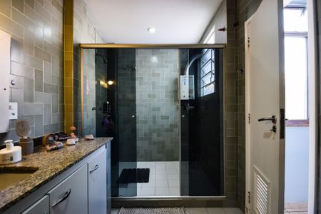 Casa de condomínio à venda com 191m², 5 quartos e 2 vagasBanheiro Suíte