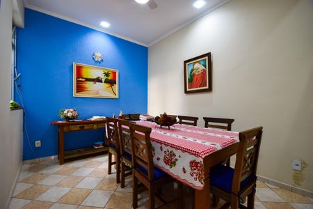 Casa de condomínio à venda com 191m², 5 quartos e 2 vagasCopa