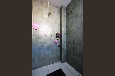 Casa de condomínio à venda com 191m², 5 quartos e 2 vagasBanheiro Suíte