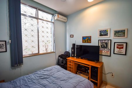 Casa de condomínio à venda com 191m², 5 quartos e 2 vagasQuarto 2