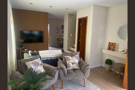 Casa à venda com 400m², 5 quartos e 6 vagasSala Casa 1