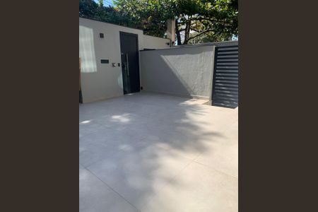 Casa à venda com 400m², 5 quartos e 6 vagasÁrea externa Casa 1
