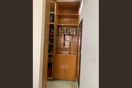 Casa à venda com 400m², 5 quartos e 6 vagasCloset 2 Casa 1