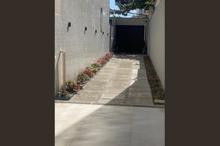 Casa à venda com 400m², 5 quartos e 6 vagasÁrea externa Casa 1