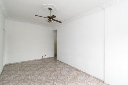 Apartamento para alugar com 68m², 2 quartos e 1 vagaSala