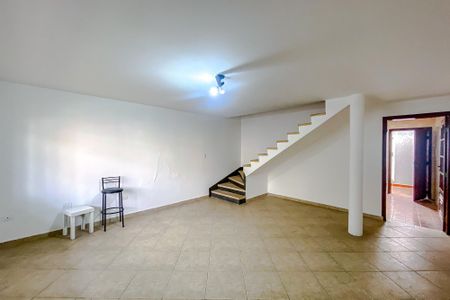 Casa à venda com 127m², 3 quartos e sem vagaSala