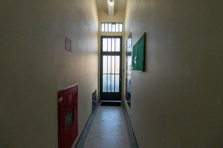 Apartamento à venda com 98m², 2 quartos e 1 vaga Apartamento à venda com 98m², 2 quartos e 1 vagaHall de entrada