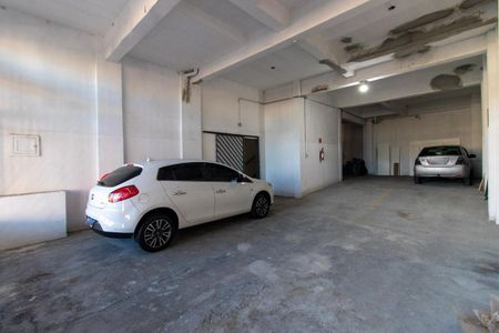 Apartamento à venda com 98m², 2 quartos e 1 vaga Apartamento à venda com 98m², 2 quartos e 1 vagaGaragem