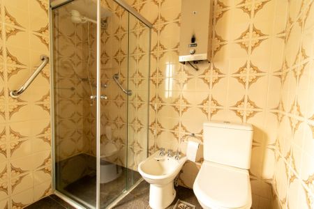 Apartamento à venda com 230m², 4 quartos e 4 vagasBanheiro da Suíte 2