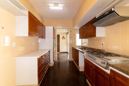 Apartamento à venda com 230m², 4 quartos e 4 vagasCozinha