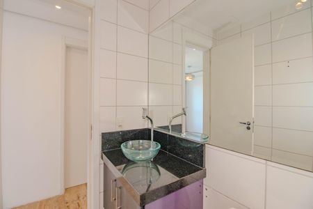 Apartamento para alugar com 57m², 2 quartos e 1 vaga Apartamento para alugar com 57m², 2 quartos e 1 vagaBanheiro Social