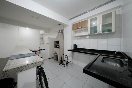 Casa de condomínio à venda com 69m², 2 quartos e 1 vagaÁrea comum