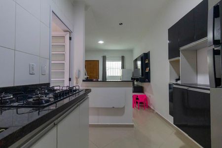 Cozinha de casa de condomínio à venda com 2 quartos, 69m² em Parque Boturussu, São Paulo