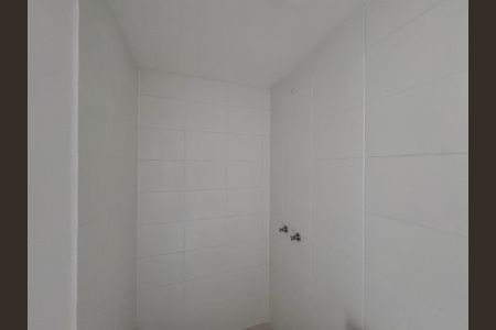 Apartamento à venda com 60m², 3 quartos e 1 vaga Apartamento à venda com 60m², 3 quartos e 1 vagaBanheiro da Suíte