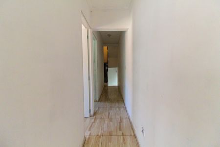 Casa à venda com 250m², 3 quartos e 1 vaga Casa à venda com 250m², 3 quartos e 1 vagaCorredor