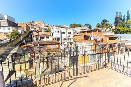 Casa à venda com 250m², 3 quartos e 1 vaga Casa à venda com 250m², 3 quartos e 1 vagaTerraço
