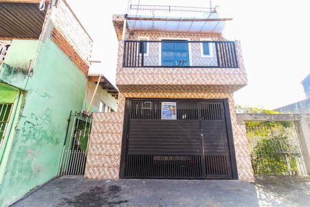 Casa à venda com 250m², 3 quartos e 1 vaga Casa à venda com 250m², 3 quartos e 1 vagaFachada + Placa
