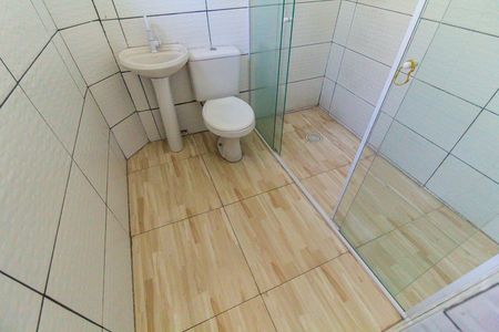 Casa à venda com 250m², 3 quartos e 1 vaga Casa à venda com 250m², 3 quartos e 1 vagaBanheiro da Suíte