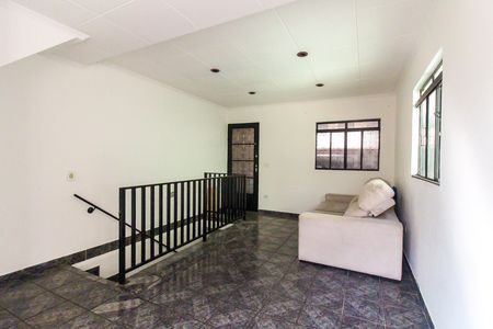Casa à venda com 250m², 3 quartos e 1 vaga Casa à venda com 250m², 3 quartos e 1 vagaSala