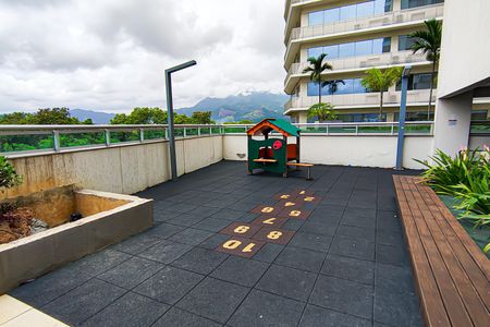 Apartamento à venda com 77m², 2 quartos e 1 vagaÁrea comum 