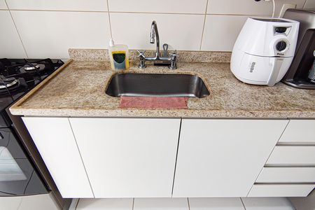 Apartamento à venda com 77m², 2 quartos e 1 vagaCozinha 